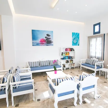 Sunshine Hotel 3*