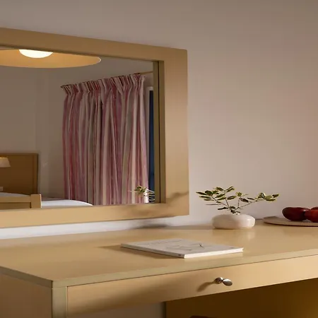Sunshine Hotel 3*